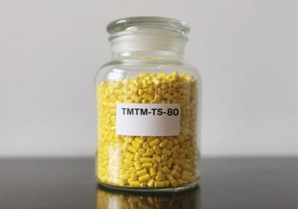 Uporaba TMTM(TS)-80 v spojinah NR, SBR in NBR
